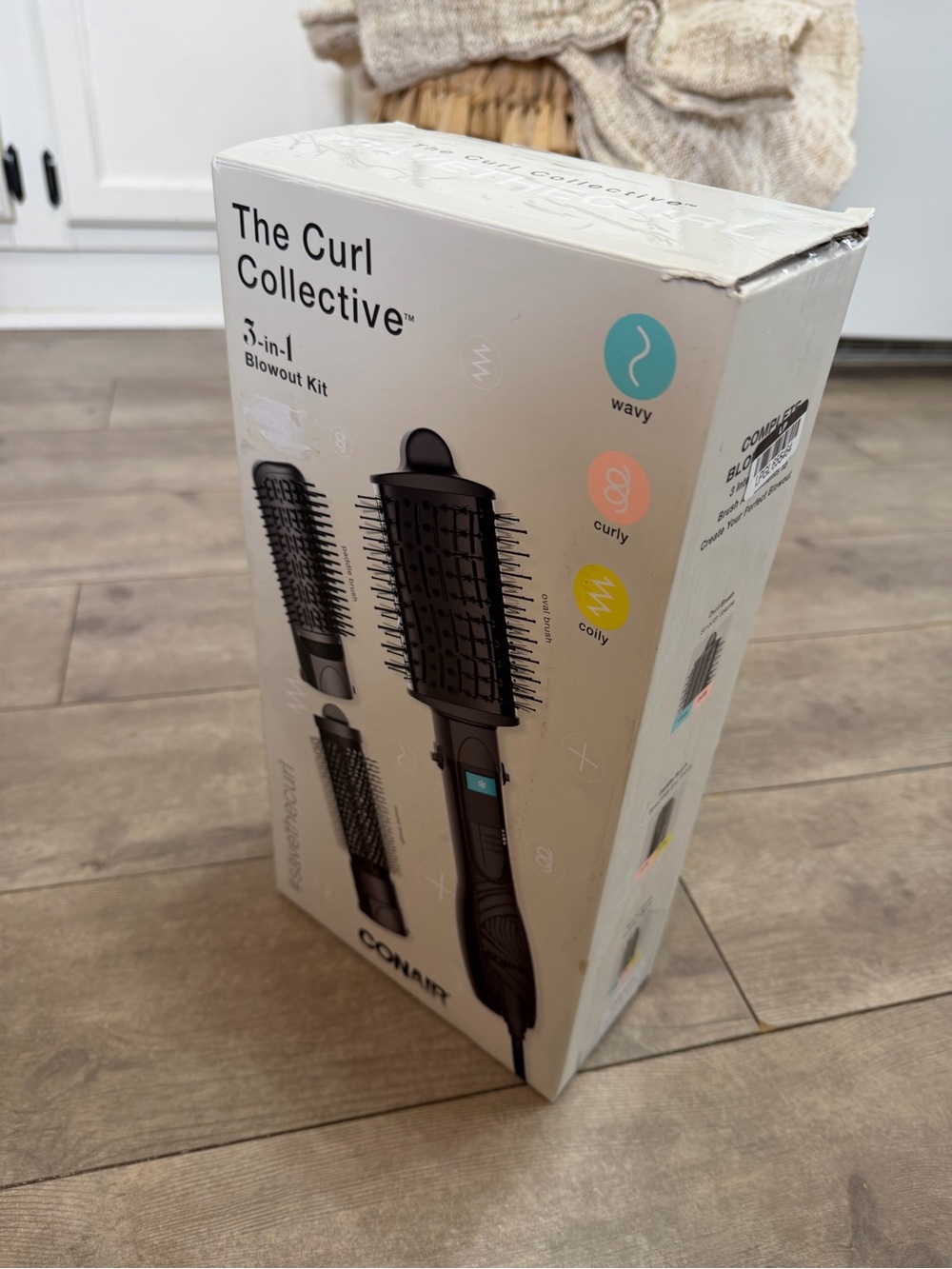 New Conair Curl Collective 3 in 1 Blowout Kit 3 Interchangeable Brush Attachment - Picture 9 of 11